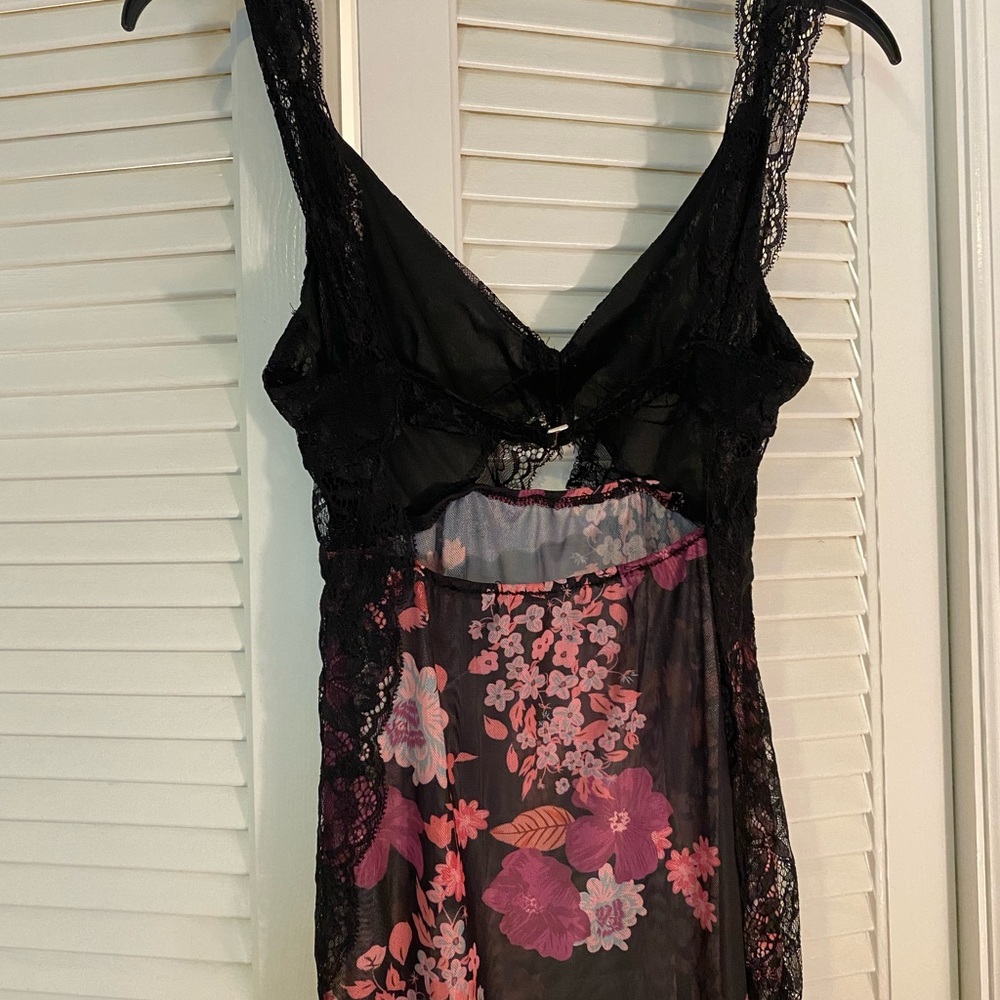 Lace dress